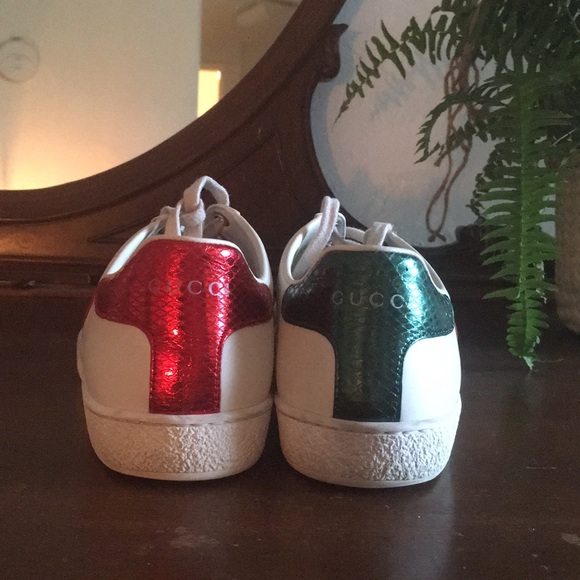 COPY - Gucci Ace Embroidered Heart Trainers - Picture 3 of 9